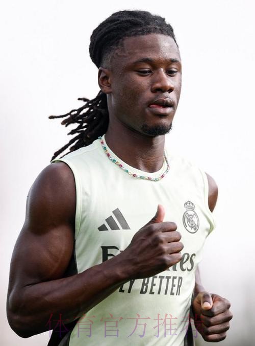 阿拉巴复出将踢左后卫 让卡马文加回到中场